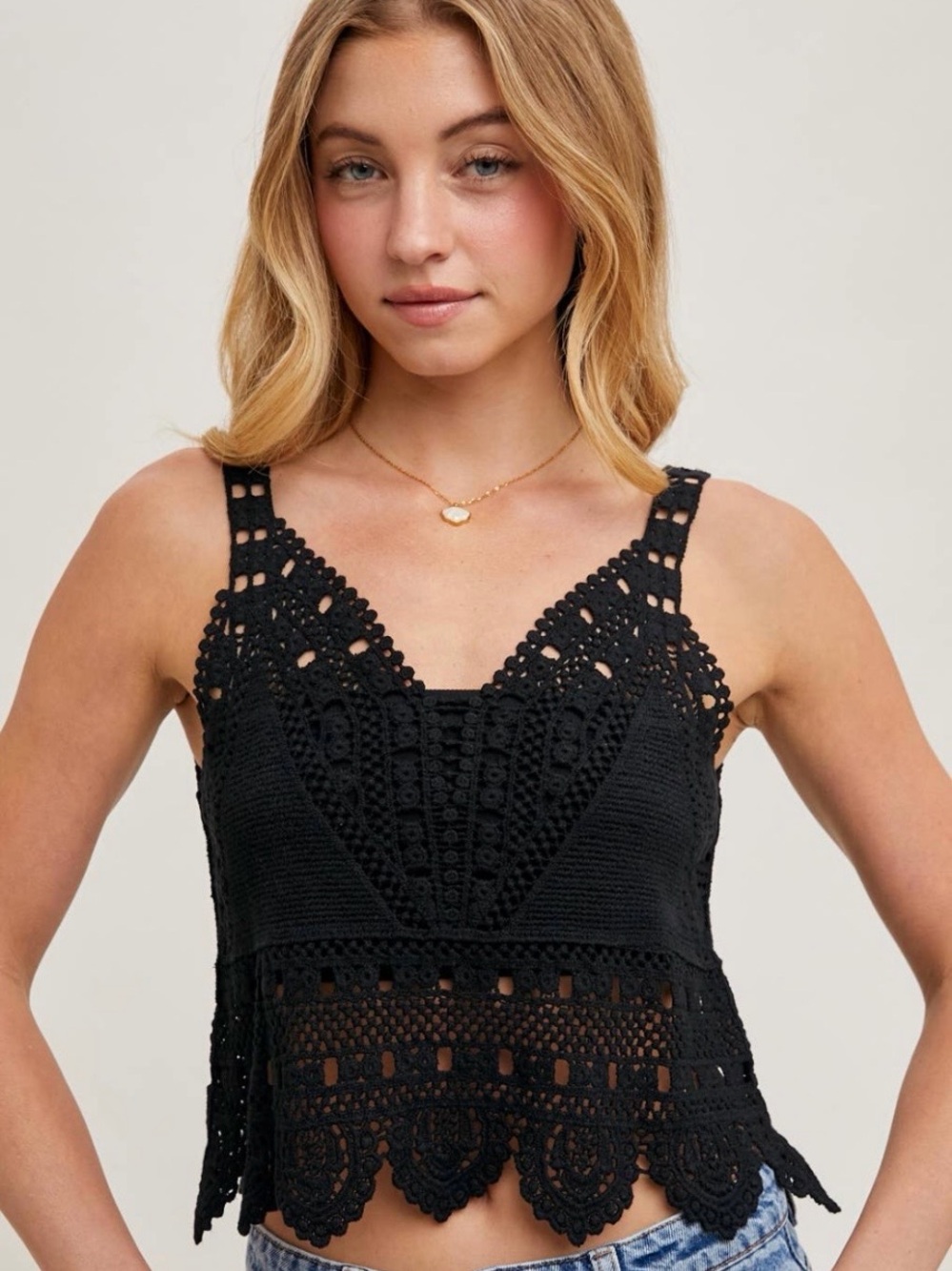 Bluivy Black Crochet V-Neck Tank
